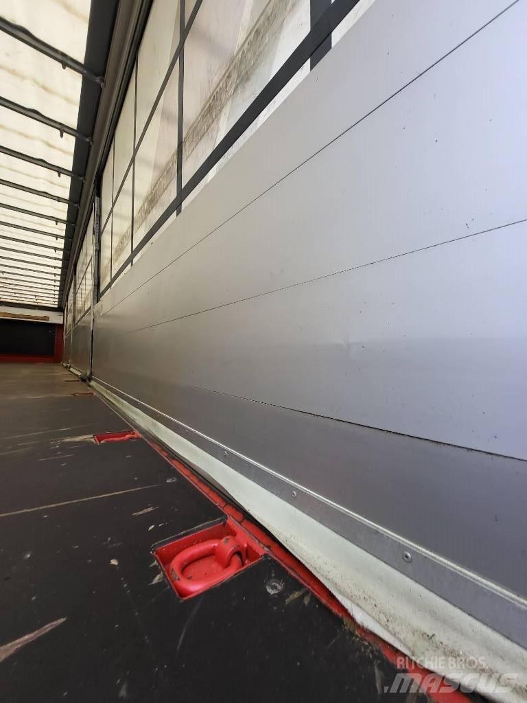 Krone Curtain Low Semi-trailer med Gardinsider