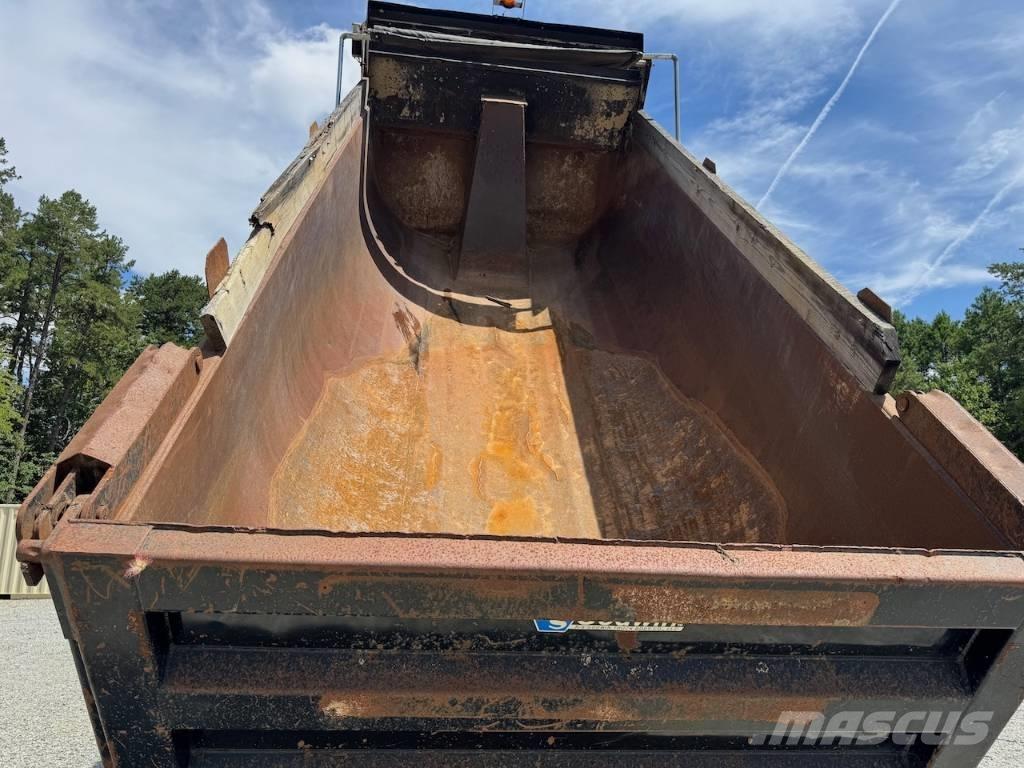Freightliner 114 SD Lastbiler med tip