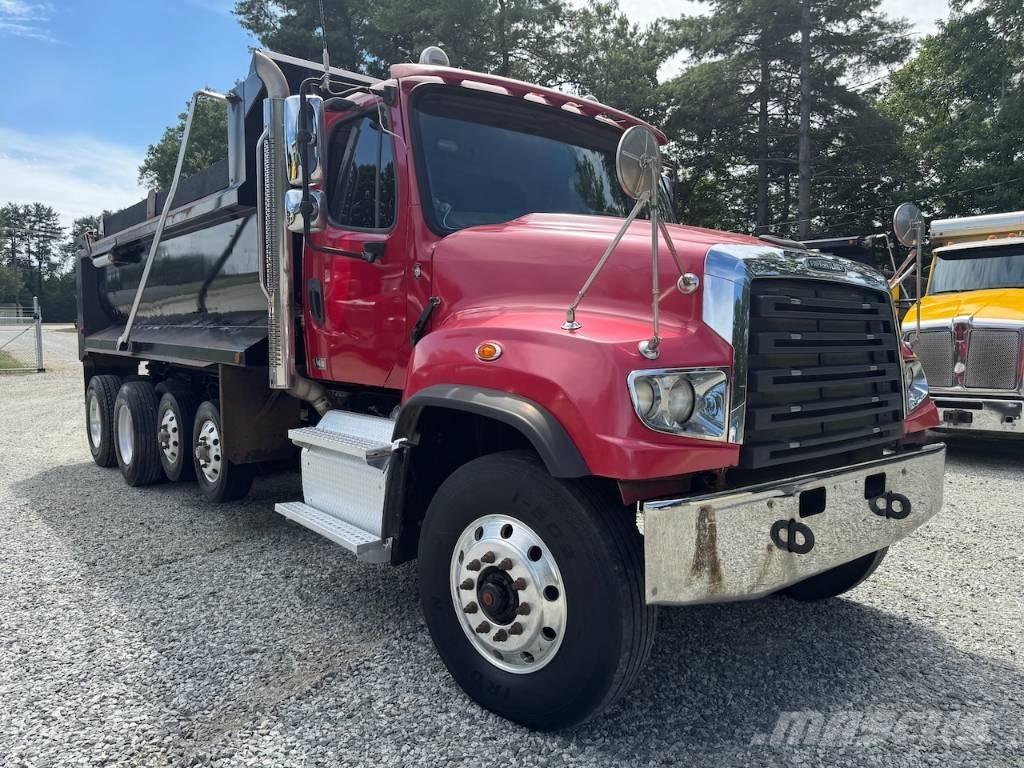 Freightliner 114 SD Lastbiler med tip