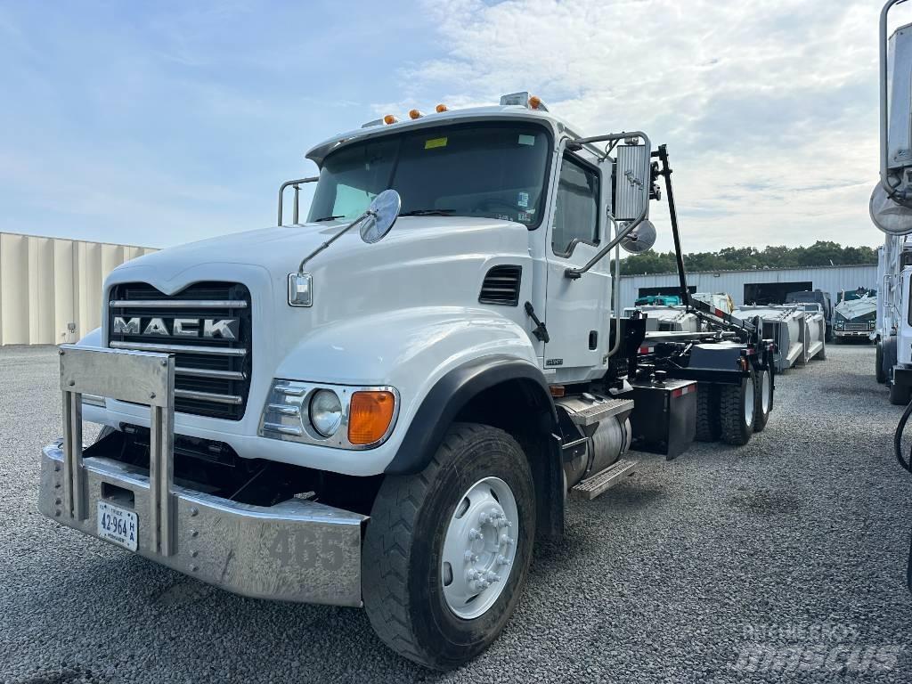 Mack CV 713 Demonterbare/wirehejs lastbiler