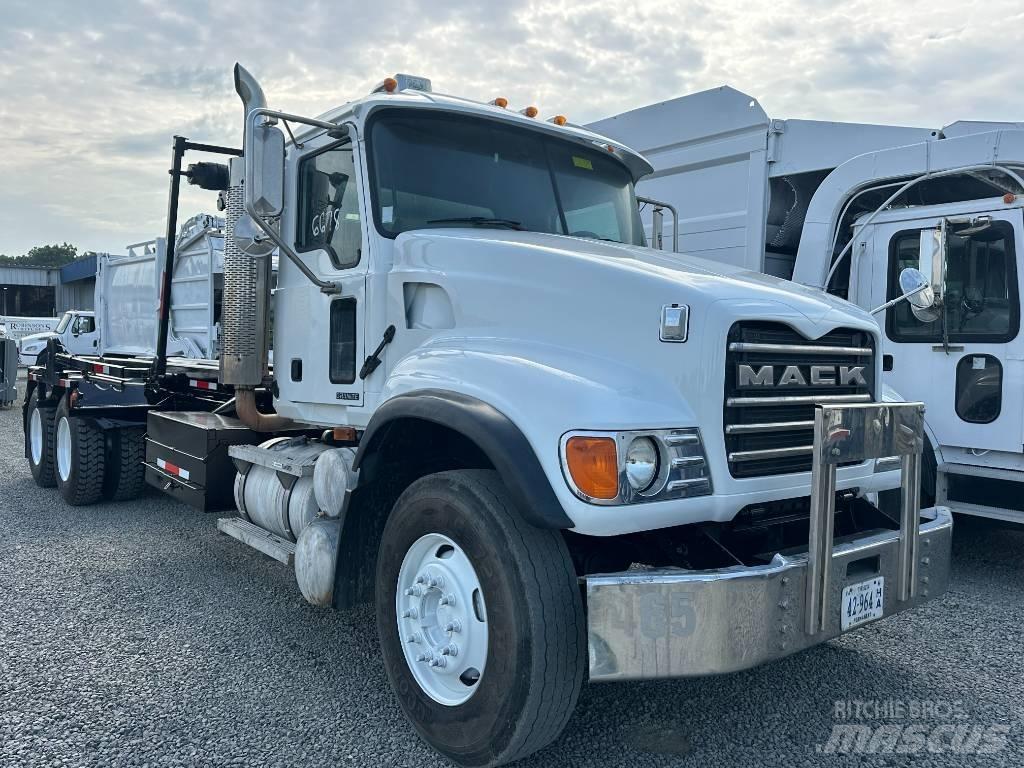 Mack CV 713 Demonterbare/wirehejs lastbiler