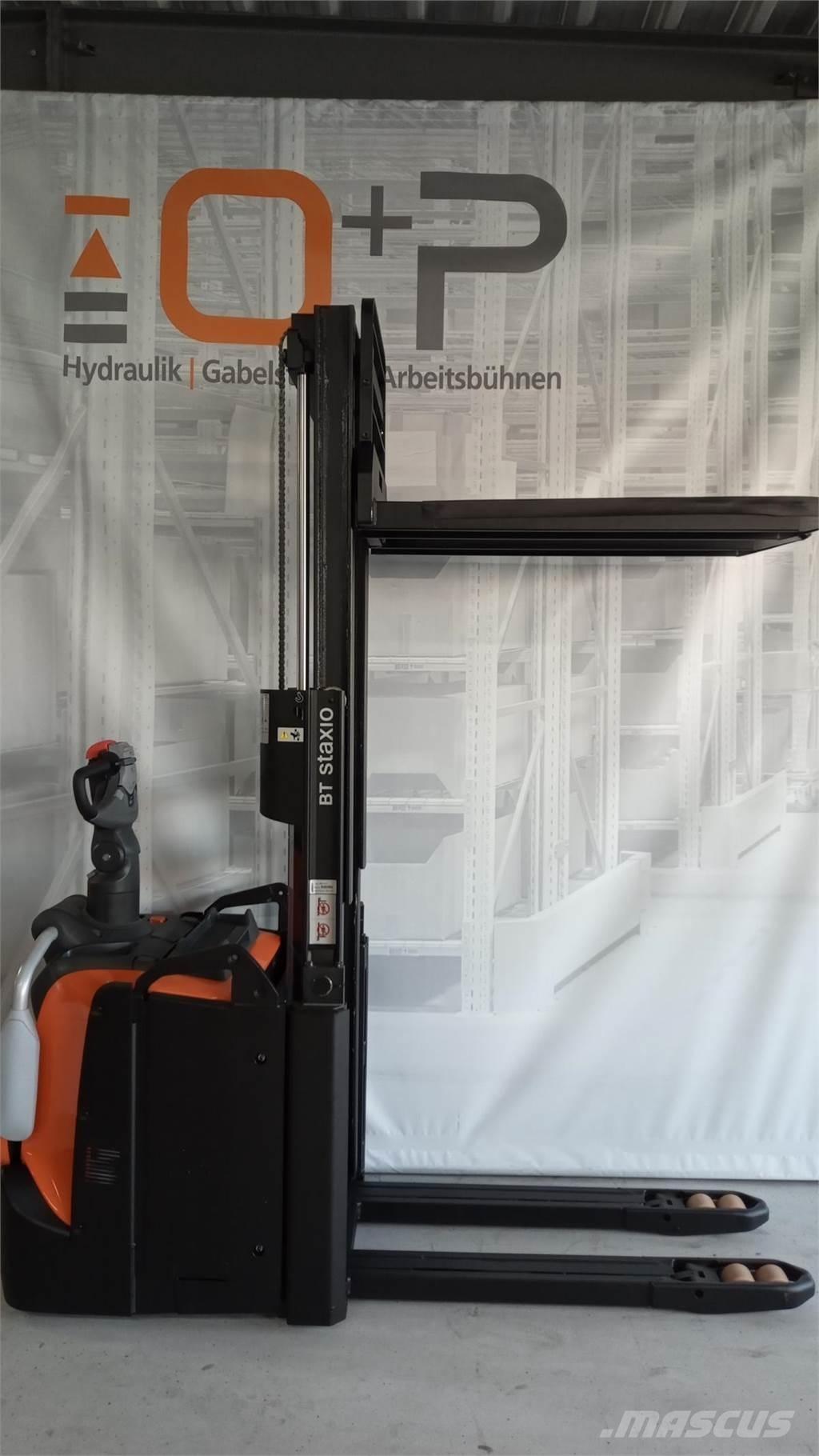 Toyota BT SPE200D Gaffelstabler med gående fører