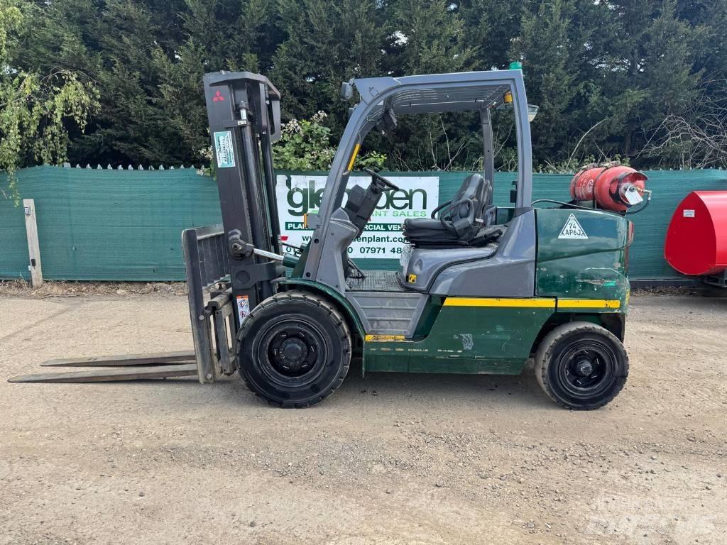 Mitsubishi FG 45 NT LPG gaffeltrucks