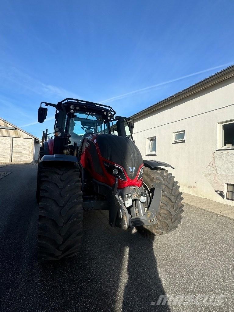 Valtra T 214 D Skovbrugstraktorer