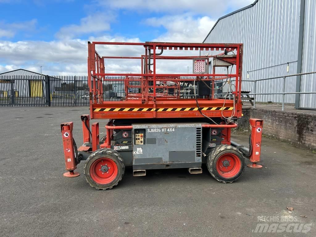 SkyJack SJ 6826 RT Saxlifte