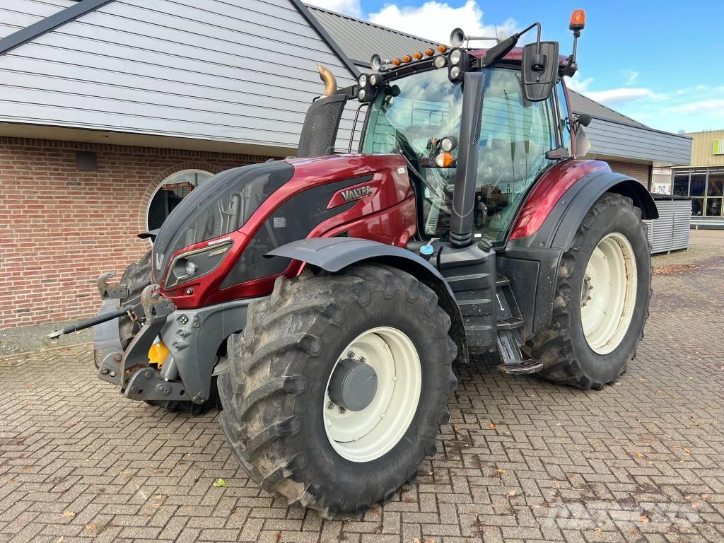 Valtra T 174 Versu Traktorer