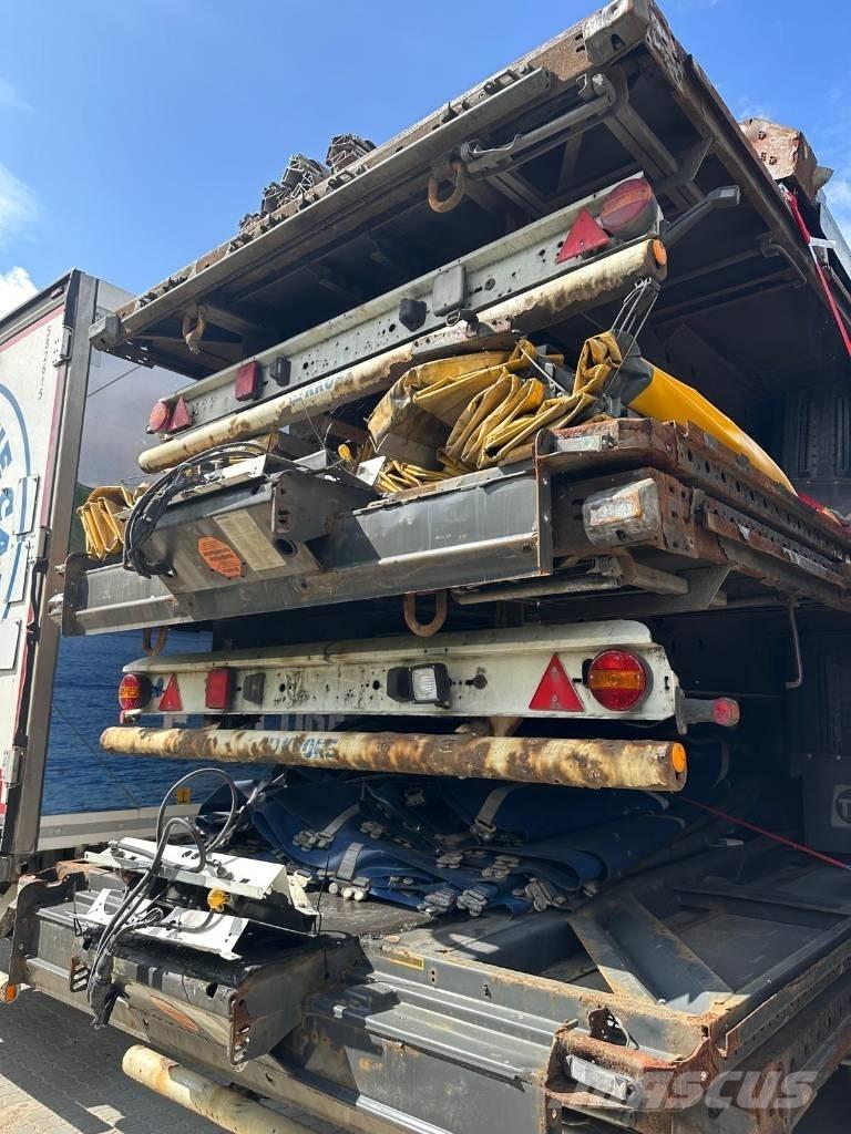 Krone SD Semi-trailer med Gardinsider