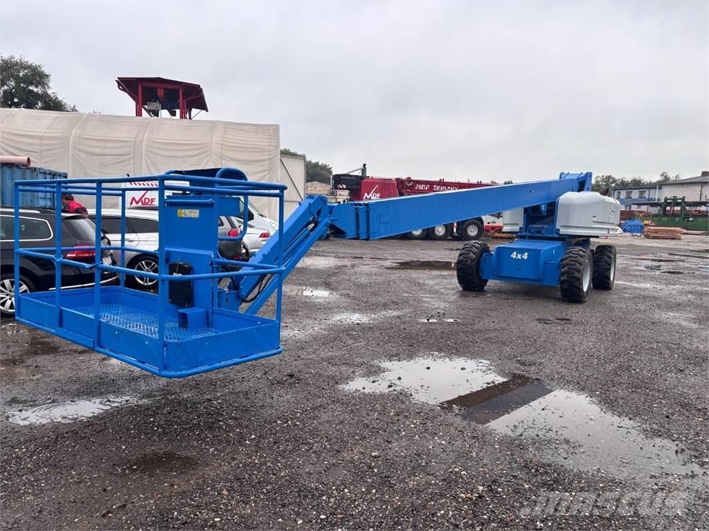 Genie S-85 4X4 Chassis