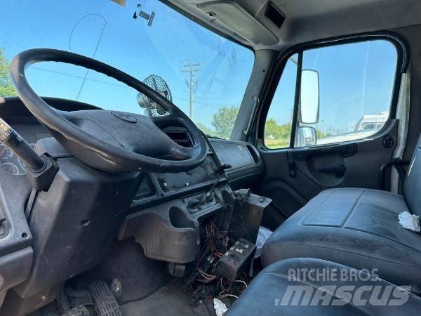 Freightliner M2 Renovationslastbiler