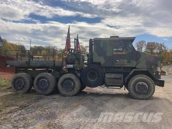 Oshkosh M1070 Trækkere