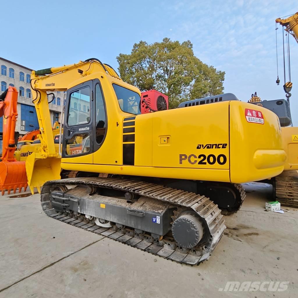 Komatsu PC 200-6 Midi-gravemaskiner 7t - 12t