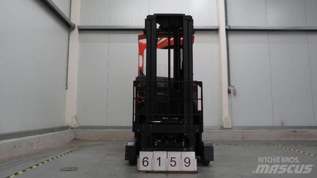 BT RRE140M Reachtruck
