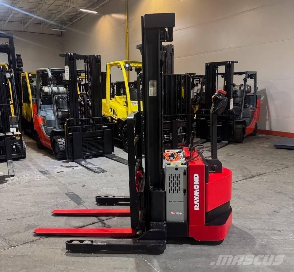 Raymond RSS40 Selvkørende stablere