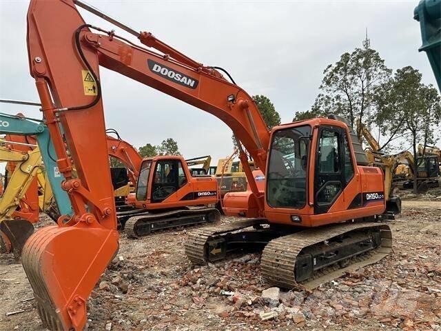 Doosan DH150 Gravemaskiner på larvebånd