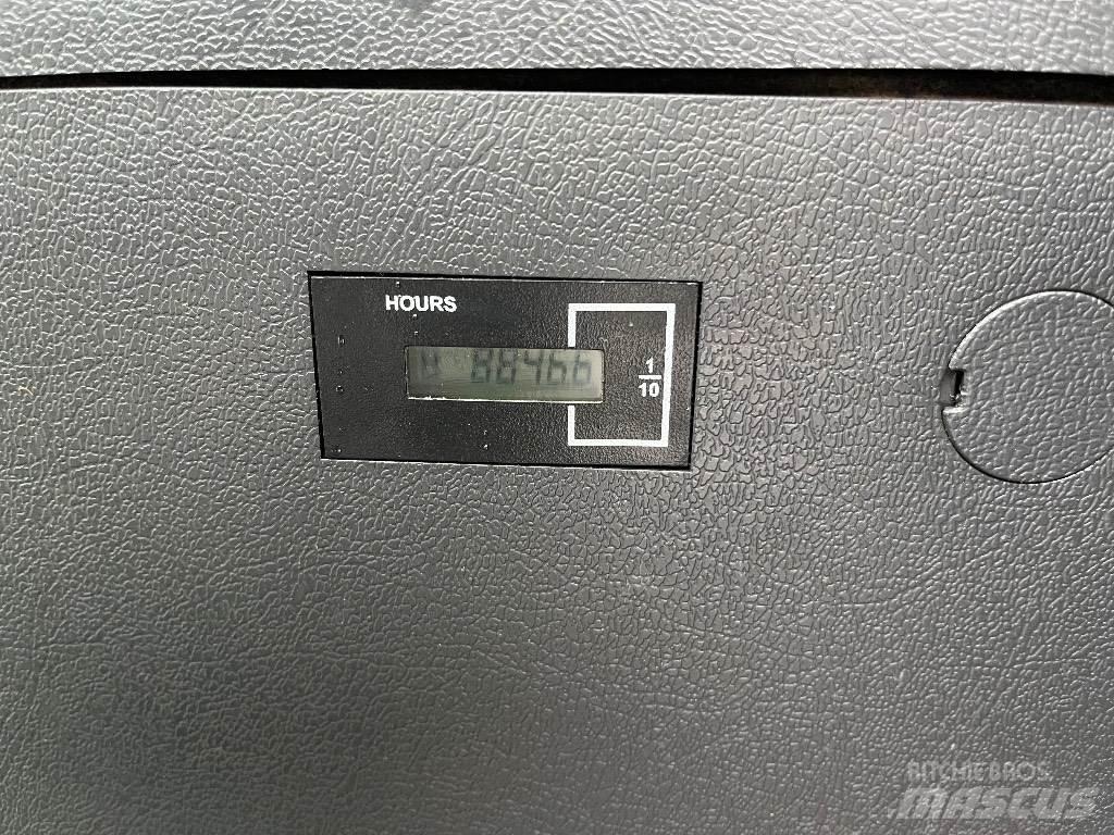 Hyundai HX140L Gravemaskiner på larvebånd