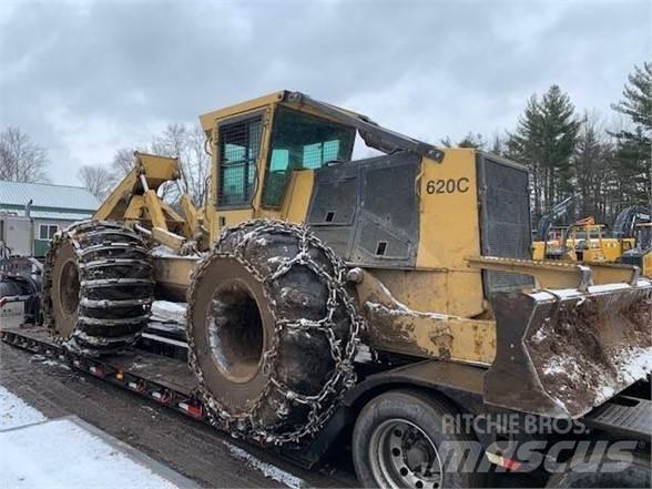 Tigercat 620C Udslæbningstraktorer