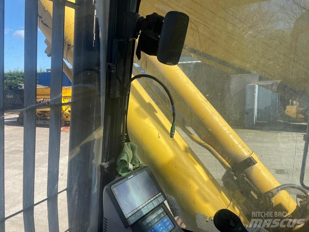 Komatsu PC490LC -10 Gravemaskiner på larvebånd