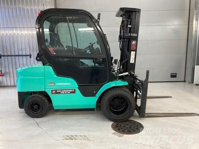 Mitsubishi FD35N Diesel gaffeltrucks