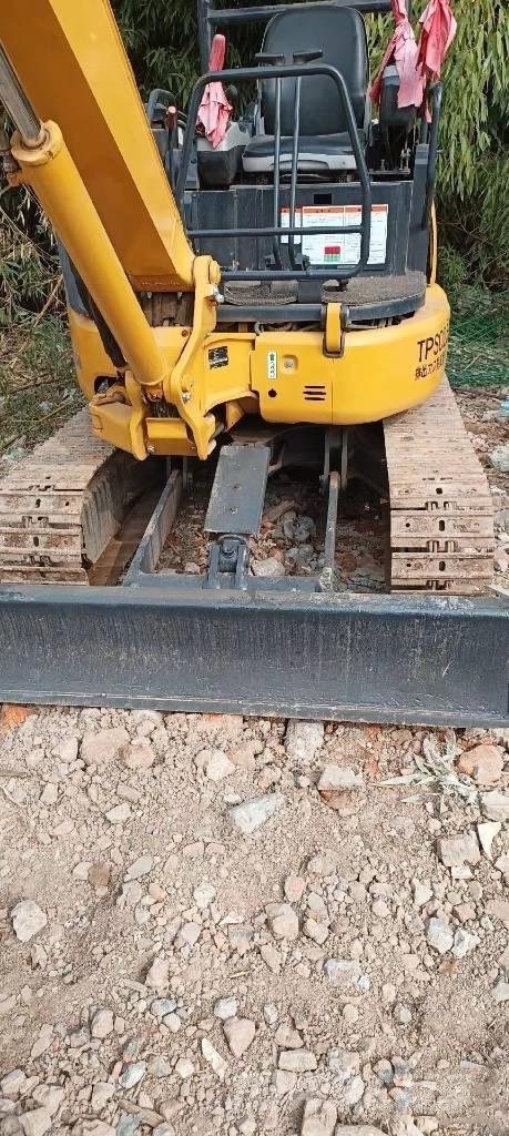 Komatsu PC35 Minigravemaskiner