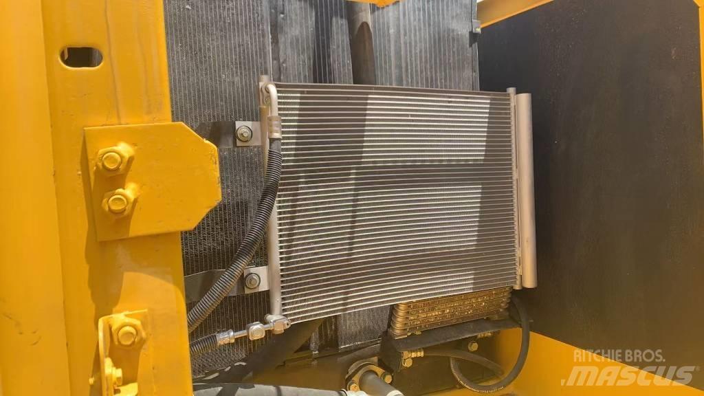 Komatsu PC 200 Gravemaskiner på larvebånd