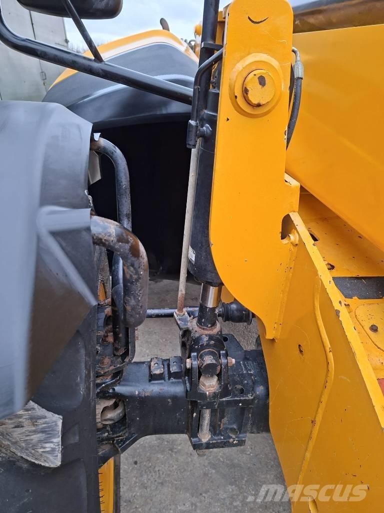 JCB 535-125 Teleskoplæssere