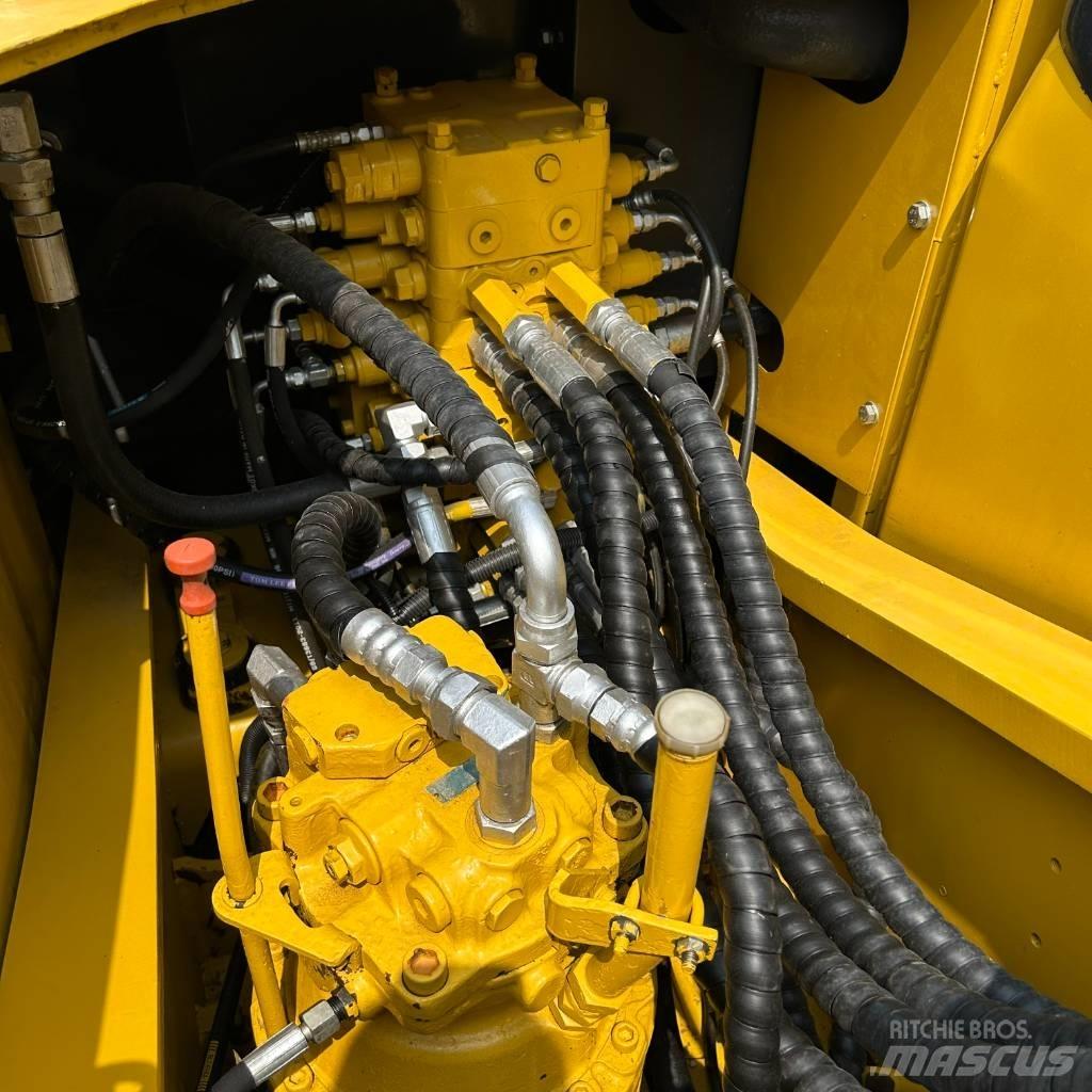 Komatsu 160 Gravemaskiner på larvebånd