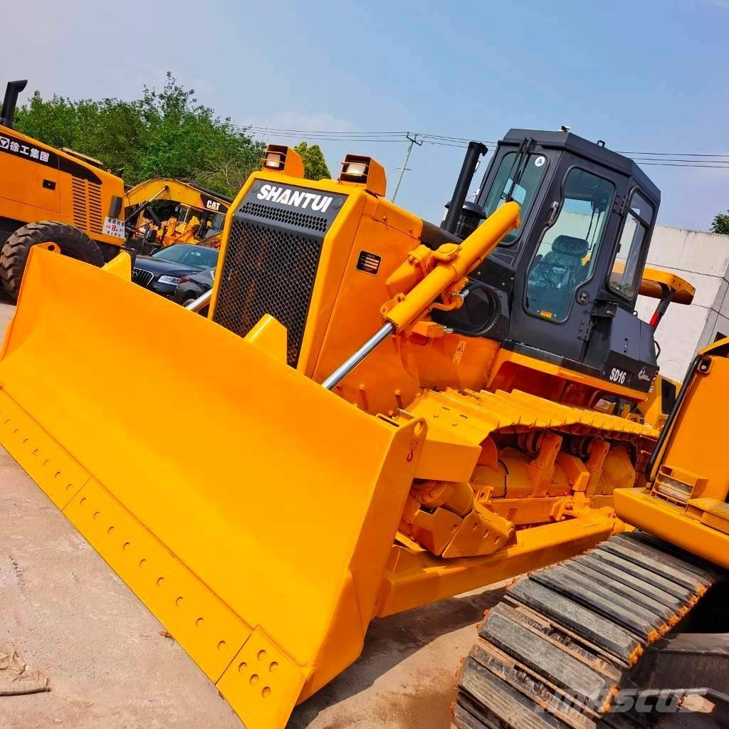 Shantui SD 16 Bulldozer på larvebånd