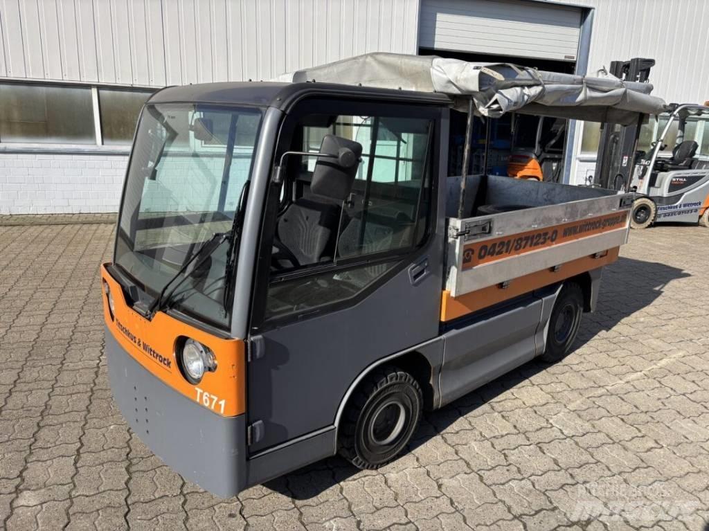 Still R 0820 Lastbil med lad/Flatbed