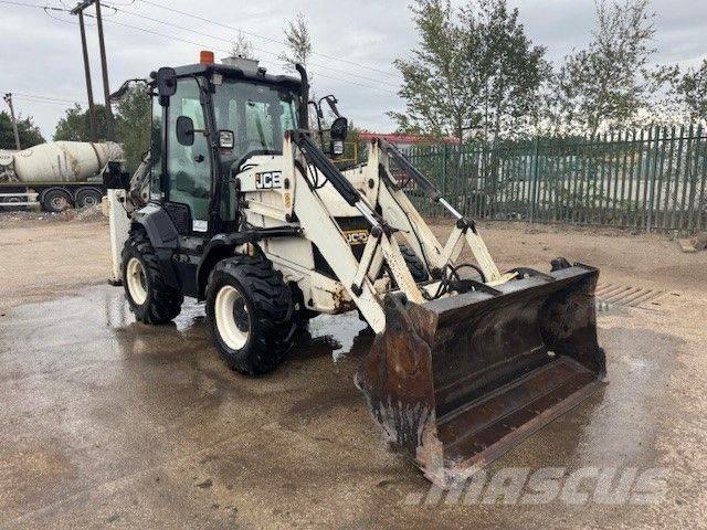 JCB 3CX Compact Rendegravere