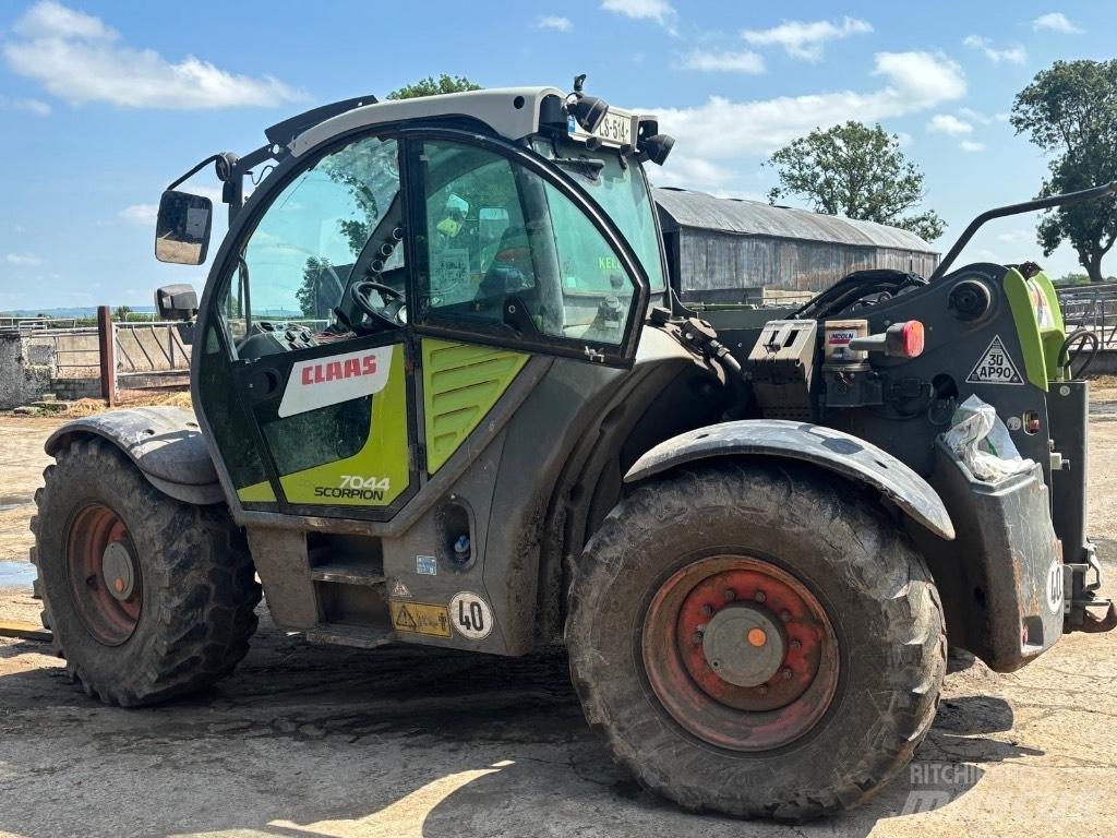 CLAAS Scorpion 7044 Teleskoplæssere til landbrug