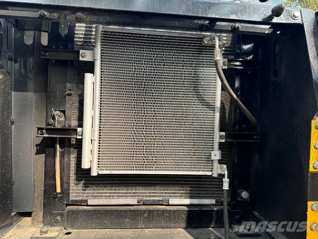 Volvo EC 210 Midi-gravemaskiner 7t - 12t