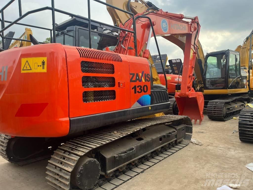 Hitachi ZX 130 Gravemaskiner på larvebånd