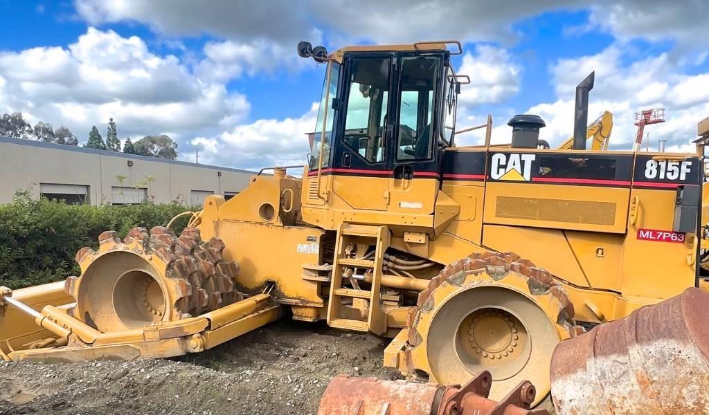CAT 815 F Jordvibrationstromler