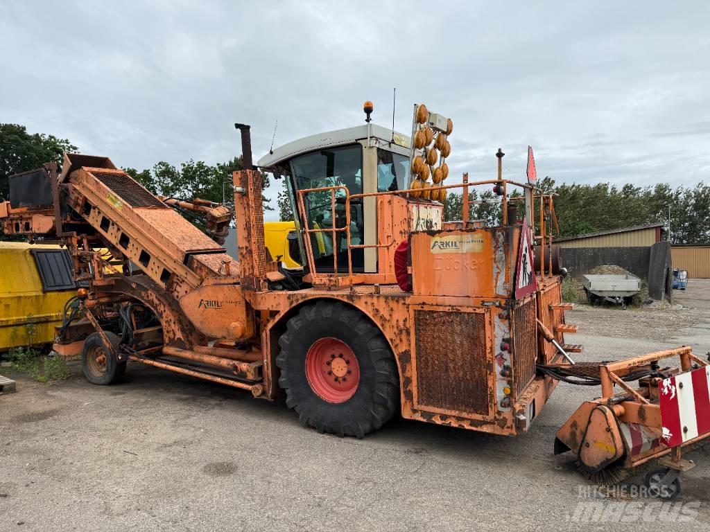 Dücker SBF 900 Entreprenør - Andet