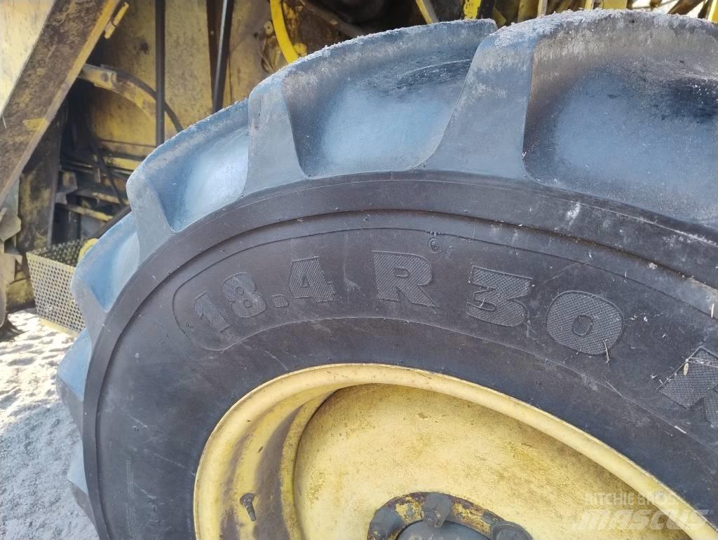 New Holland 8030 Mejetærskere