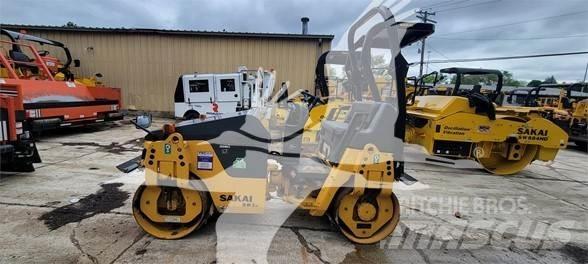 Sakai SW354 Enkelt tromle