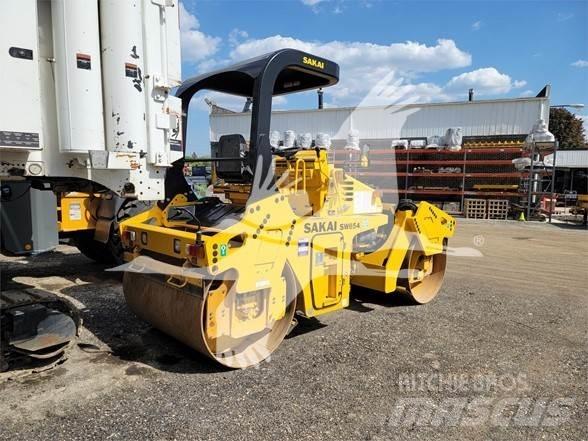 Sakai SW654 Enkelt tromle