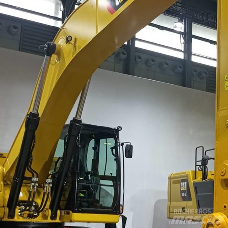 CAT 336 D Gravemaskiner med lang gravebom