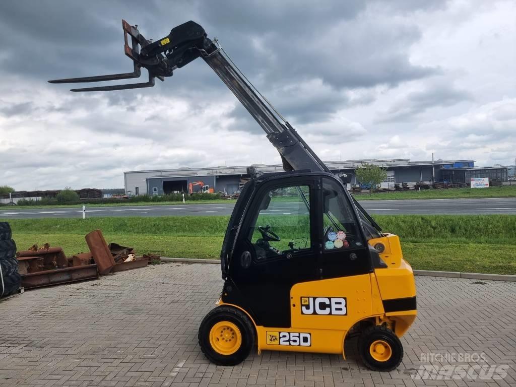 JCB TLT 25 D Teleskoplæssere