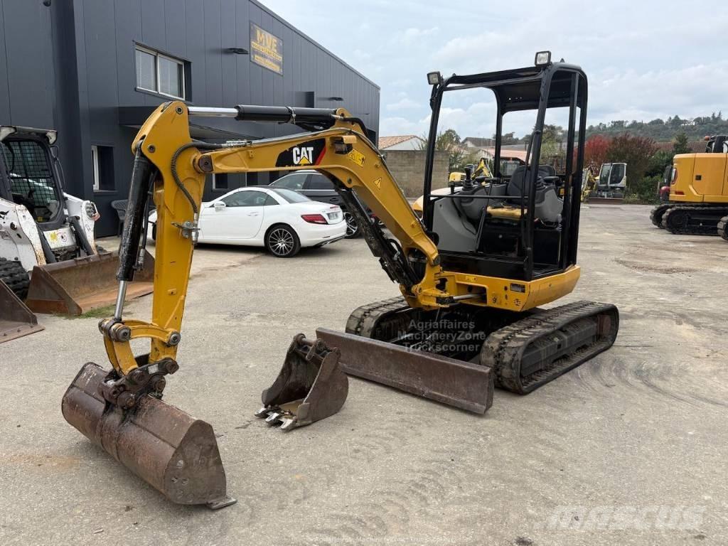 CAT 302.7 CR Minigravemaskiner