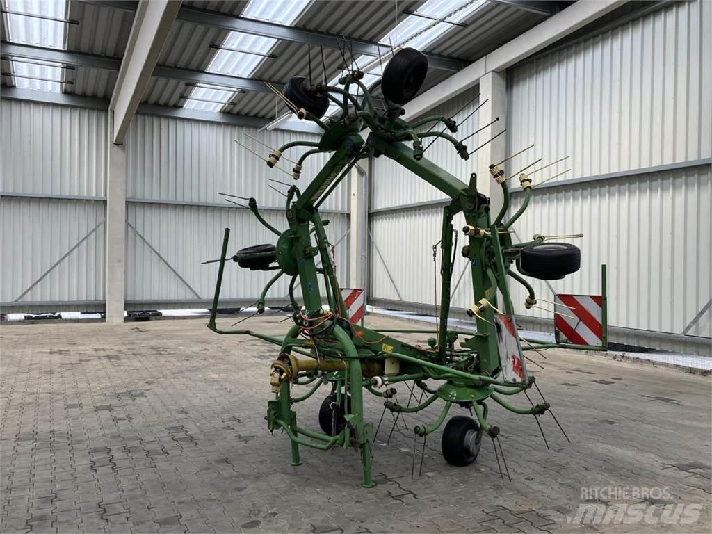 Krone KW 7.70/6x7 River og høvendere
