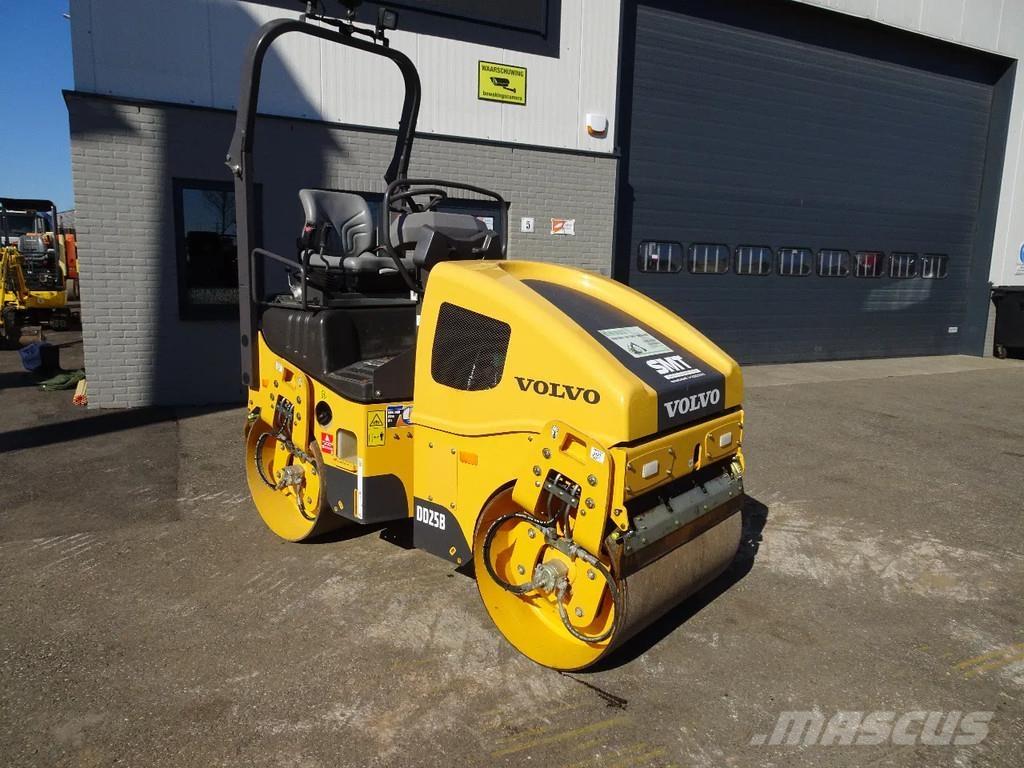 Volvo DD25P Tvilling tromle