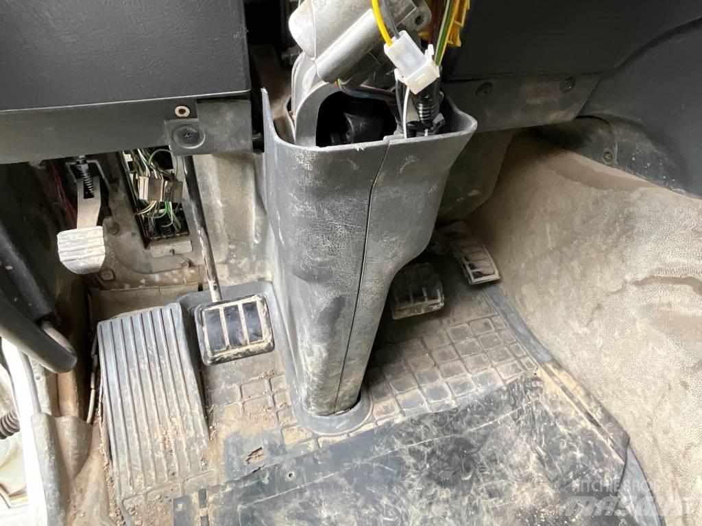 Yanmar TW 95 Gravemaskiner på hjul