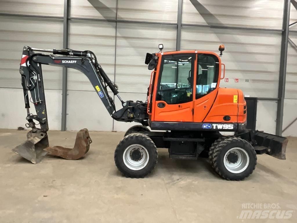 Yanmar TW 95 Gravemaskiner på hjul