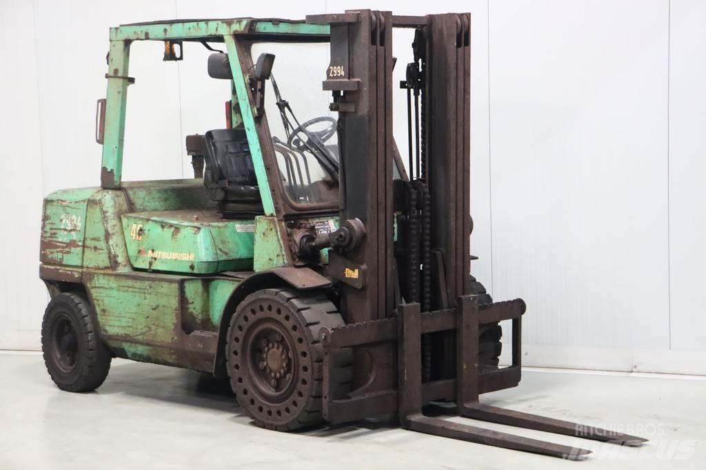 Mitsubishi FD45K2 Diesel gaffeltrucks