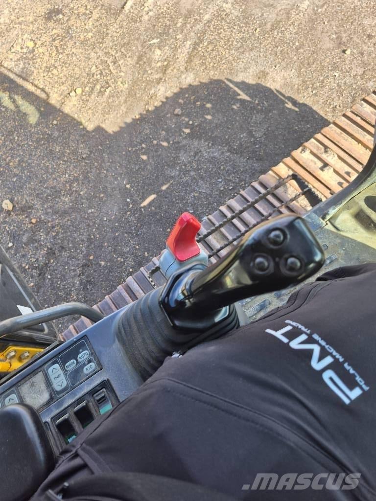 Komatsu PC 210 LC-7K Gravemaskiner på larvebånd