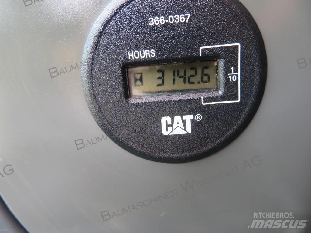 CAT 311 F LRR Gravemaskiner på larvebånd