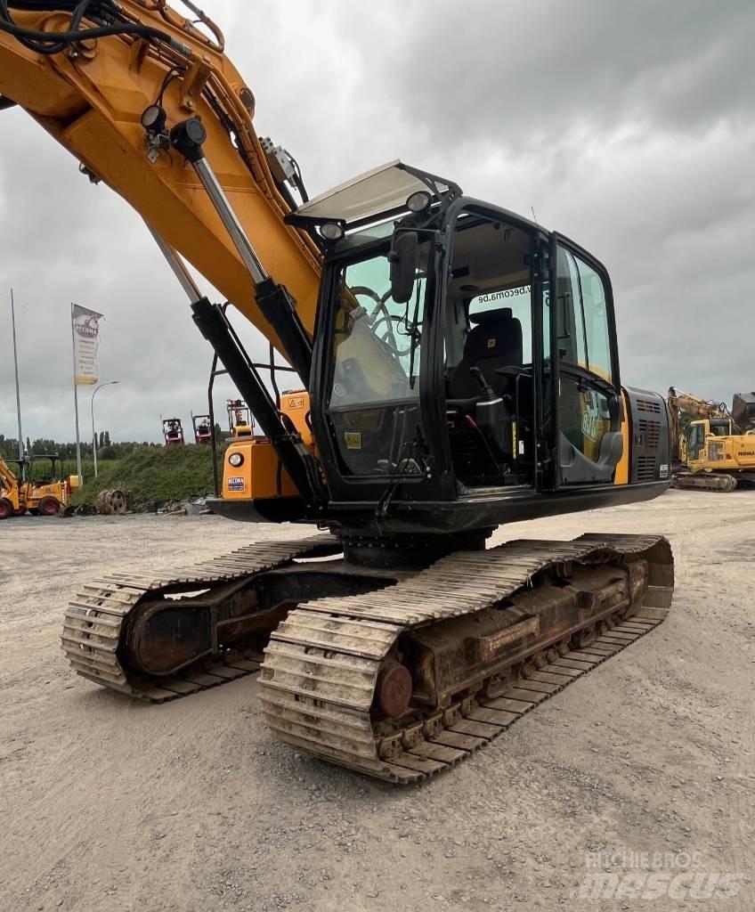 JCB JS 220 Gravemaskiner på larvebånd