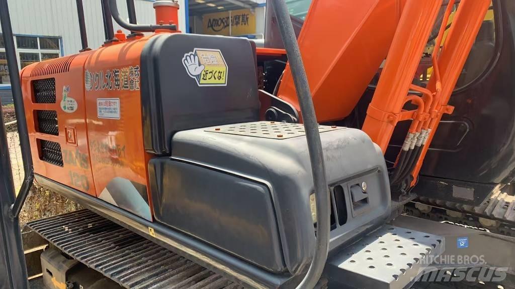 Hitachi ZAXIS120 Gravemaskiner på larvebånd