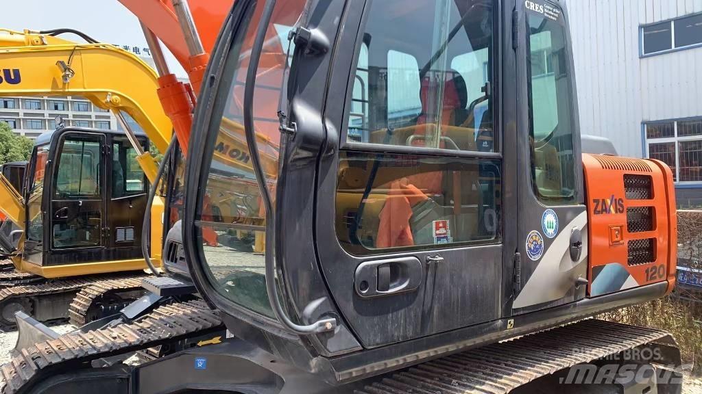 Hitachi ZAXIS120 Gravemaskiner på larvebånd